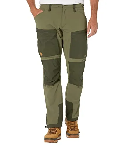 Fjällräven Keb Agile Funktionshose grün Größe 28 - Robuste Trekkinghose aus umweltfreundlichen Materialien, ideal für Outdoor-Aktivitäten. Bietet Bewegungsfreiheit und hohen Tragekomfort.