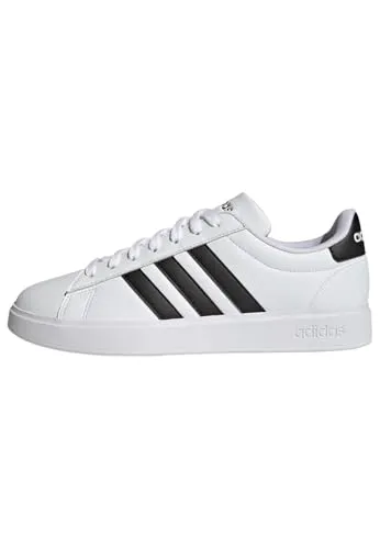 adidas Grand Court 2.0 Sneaker Herren - Komfortable Sneakers in ftwr white-core black - Sneaker aus glattem Synthetikleder mit CloudFoam-Zwischensohle für optimale Dämpfung und hohen Tragekomfort. Ideal für den Alltag und sportliche Aktivitäten.