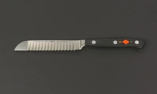 Dick Premier Buntschneidemesser 8145010 - Tranchiermesser mit hochwertiger Klinge, ideal für präzises Schneiden und Zubereiten von Fleisch und Gemüse.