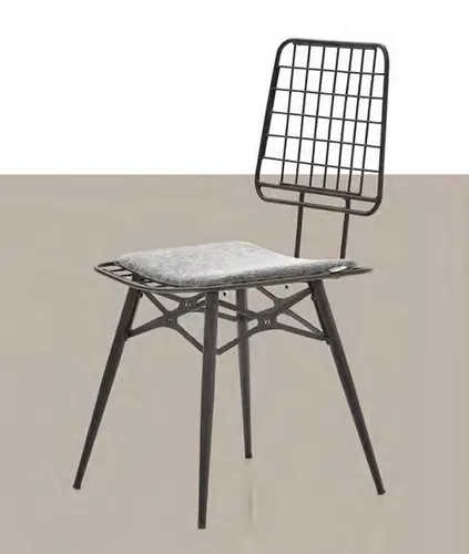 Metallstuhl mit Kissen für Garten und Esszimmer - Moderner Esszimmerstuhl mit bequemen Kissen, ideal für Innen- und Außenbereiche. Maße: 53 x 41 x 90 cm, stabiler Metallrahmen und elegantes Design.