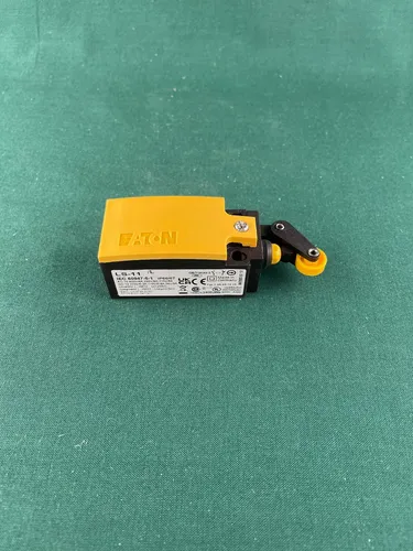 Eaton 266110 Positionsschalter mit Rollenhebel - Endschalter für präzise Positionserkennung, 1S+1Ö, robust und zuverlässig für industrielle Anwendungen, EAN 4015082661106