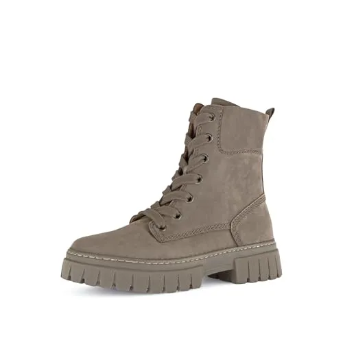 Gabor Damen Chelsea Boots, flache Stiefeletten in Fango (Micro) - Elegante Chelsea Boots für Damen in moderater Weite (G). Aus hochwertigem Microfutter gefertigt und mit flachem Absatz für hohen Tragekomfort. Ideal für den Alltag.