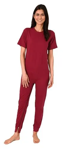 Normann Care Damen Pflegeoverall Kurzarm Pyjama mit Langen Bein und Reißverschluss am Rücken und Bein, Farbe:Beere, Größe:L