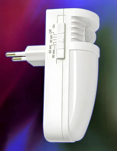 LED Nachtlicht Schlaflicht Weglicht Leuchte Kinderlicht mit PIR Dämmerungs-Sensor