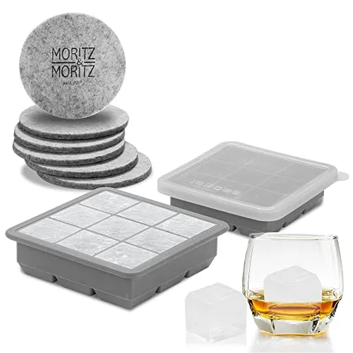 Moritz & Moritz 2x Eiswürfelbehälter mit Deckel Silikon – Große Eiswürfelform Silikon mit Deckel BPA frei für 18 Eiswürfel in Würfelform – Inkl. 6 Untersetzer & Rezeptheft