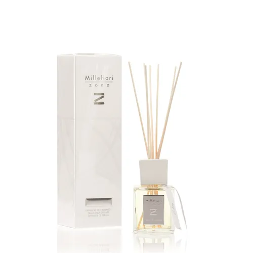 Millefiori MILANO Raumduft Zona Legni & Spezie 250 ml - Duftöldiffusoren mit lebhaften Noten von Sandelholz, Bitterorange und Lavendel. Edler Flakon mit einstellbarer Intensität – ideal für fruchtig-frische Akzente in jedem Raum.