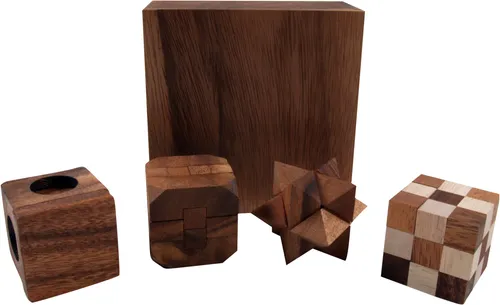 Holzspiel Geschicklichkeitsspiel Puzzle 4-teilig 6,5x13x13 cm - Entdecken Sie unser 4-teiliges Geschicklichkeitsspiel aus fair gehandelt Holz. Perfekt für kreative Denkspiele und fördert die Konzentration. Ideal für Jung und Alt!