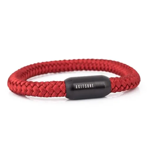 Akitsune Portus Segeltau Armband - Mattschwarz & Weinrot, 23cm - Armschmuck in Bijouterie: Handgefertigtes Segeltau Armband mit magnetischem Edelstahlverschluss – stilvoll und nachhaltig, das perfekte Geschenk für jeden Anlass.