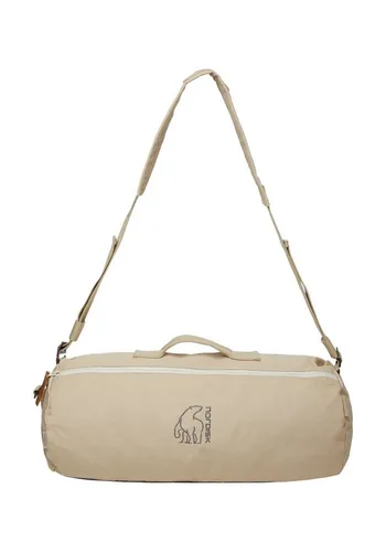 Nordisk Reisetasche KARLSTAD 27 DUFFEL – Stilvoll & Praktisch - Entdecken Sie die vielseitige Karlstad Weekender Reisetasche aus robustem Canvas. Mit zwei Fächern für Ordnung und einem wandelbaren Schultergurt ist sie perfekt für Alltag, Sport und Kurztrips.