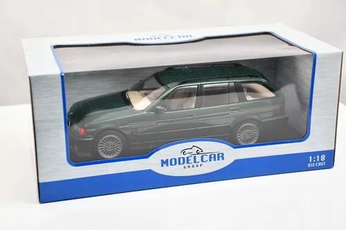 MCG18226 BMW Alpina B3 (E36) 3.2 Touring 1995 Grün Metallic 1:18