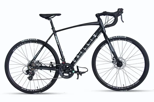 CHILLIZ Rennrad 28 Zoll RDB2.0 schwarz-glänzend mit 14 Gängen - Das CHILLIZ Rennrad überzeugt mit hochwertigen WTB Thickslick Reifen für optimale Traktion und geringem Rollwiderstand. Ausgestattet mit 14 Gängen und SHIMANO Komponenten, ideal für sportliche Ausfahrten und den Alltag.