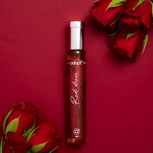 adopt RED DRESS Eau de Parfum 30 ml Damenduft | Made in France, Fruchtig-floraler Duft mit sinnlicher Rose und Patschuli, Elegantes Damenparfum für tägliche Verführung, Parfum, adopt:Damenduft