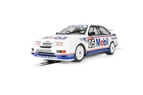 Scalextric Cars – C4505 Ford Sierra RS500 – Peter Brock Bathurst 1989 – Spielzeug-Schlitzauto zur Verwendung Rennstrecken oder -Set – Geschenkideen für kleine Kinder für Jungen