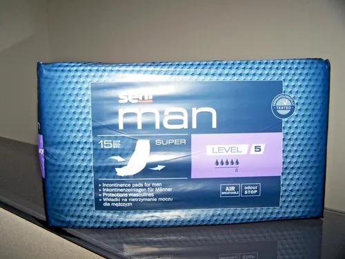 SENI MAN SUPER Inkontinenzeinlage für Männer - 9 x 15 Stk., atmungsaktiv, idealer Schutz bei leichter Inkontinenz und diskret im Alltag