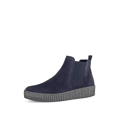 Gabor Bootie 73.731.36 - Komfortable Stiefelette aus Velourleder in Blau - Wanderschuhe mit Best Fitting-Technologie für optimalen Komfort. Weich gepolstertes Wechselfußbett und elastische Gummizüge für einfaches An- und Ausziehen.