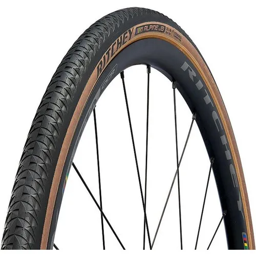 Ritchey Comp Alpine JB 700x30C Faltreifen - Gravel-Reifen für Komfort und Kontrolle auf Schotterwegen, mit leichtlaufendem Profil und Pannenschutz. Ideal für Abenteurer, die Geschwindigkeit und Grip schätzen.