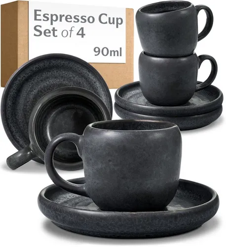 Cosumy 4er Espressotassen Set Schwarz – Elegante Keramik Tassen mit Untertassen - Hochwertiges Espressotassen Set aus dickwandigem Steingut. Hält die Wärme länger für genussvolle Kaffeepausen. Perfekt für Zuhause oder im Büro, mikrowellen- und spülmaschinenfest.