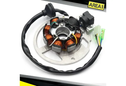 Area1 Ersatz Lichtmaschine Stator für 50ccm 2-Takt - Hochwertige Lichtmaschine/Stator von Area1 für 50ccm 2-Takt Motorroller. Einbaufertig mit Grundplatte, ideal für ATU Explorer und ähnliche Modelle. Prüfen Sie die Fahrzeugliste für Kompatibilität.