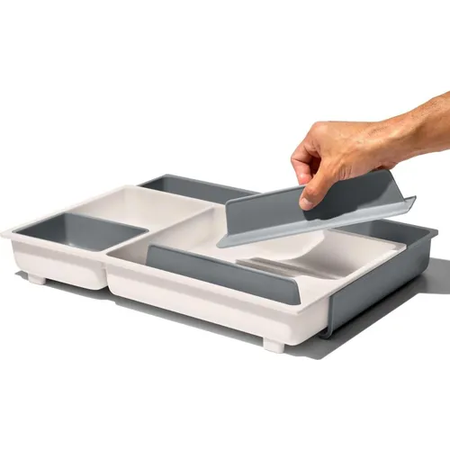 OXO Good Grips Besteckeinsatz, ausziehbar, Kunststoff grau - Sonstige Küchenhelfer, ausziehbarer Besteckeinsatz für optimale Platznutzung in Schubladen, aus hochwertigem Kunststoff in elegantem Grau.