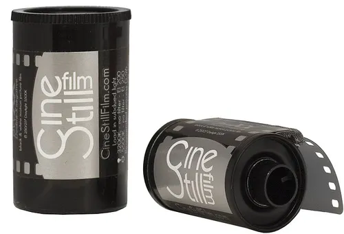 CINESTILL BWxx 250 ASA 135/36 (Angebot)