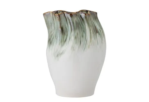 Bloomingville Nisha Vase, Grün, Steingut – Skandinavisches Design - Vase aus Steingut im nordischen Stil mit reaktiver Glasur für individuelle Farbverläufe. Ideal für moderne Wohnstile und als stilvolles Wohnaccessoire.