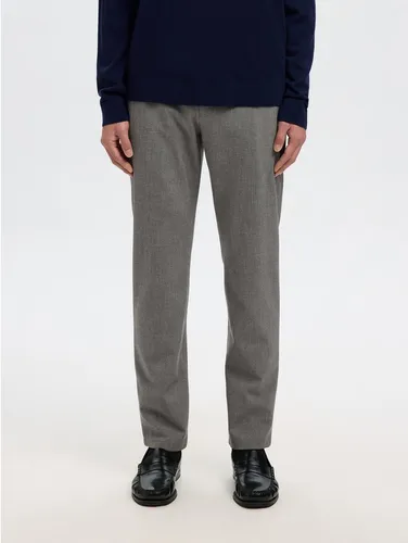Selected Anzughose SLH175-SLIM ROBERT FLEX PANTS NOOS grau 32 - Modische Anzughose in Grau mit Slim Fit, elastischem Material und pflegeleichter Webqualität. Ideal für elegante Anlässe und den täglichen Einsatz.