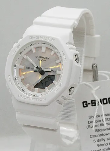 Casio GMA-P2100PC-7AER G-Shock Damenuhr Ana-Digi Weiß - Armbanduhren mit stoßfestem Design, automatischem Kalender und polarisiertem Zifferblatt für einen einzigartigen Look aus jedem Blickwinkel.