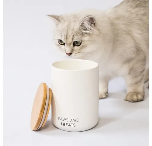 LucyBalu Futterbehälter von LucyBalu