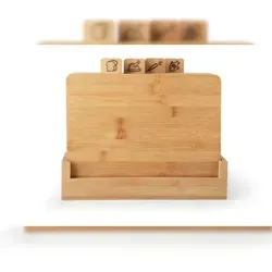 Excelsa Schneidebrettset 4 mit Basis Eco Living Bambus 30x9,8x25 Braun - Schneidebretter-Set aus 4 hochwertigen Bambusbrettchen mit praktischer Unterlage. Modernes Design für maximale Hygiene und einfache Handhabung in Ihrer Küche.