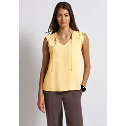 Blusentop mit Rüschendetails von STREET ONE, Gr. 40, buttercream yellow - Feminines Blusentop in buttercream yellow mit Rüschen und lässigem Schnitt, ideal für kombinierbare Looks. Bequem und leicht durch anschmiegsamen Webstoff.