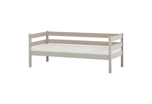 HOPPEKIDS ECO Comfort Kinderbett, Kiefer Massivholz, grau - Komfortables Einzelbett aus Kiefer-Massivholz, inkl. Rollrost. Ideal für einen sicheren Schlaf. Zertifiziert mit dem Nordischen Umweltzeichen für geprüfte Qualität.
