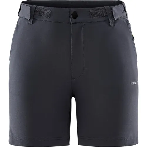 Craft ADV Explore Tech Shorts Women XXL - Wanderhosen für Damen, aus innovativem 4-Wege-Stretchmaterial für optimale Bewegungsfreiheit und Komfort. Mit verstellbarem Bund und praktischen Reißverschlusstaschen für alle Outdoor-Abenteuer.
