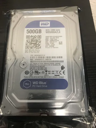 Western Digital WD5000AZLX 500GB HDD - Internes Festplattenlaufwerk mit 7200 U/min, ideal für Desktop-PCs und Macs. Zuverlässige Leistung und einfache Installation dank SATA III Schnittstelle.