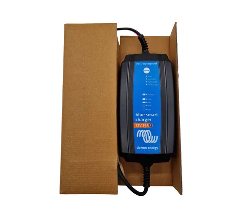 Victron Blue Smart IP65 12 15 - 12V 230V Akkuladegerät mit Bluetooth, max. 15A Ladestrom und IP65 Schutz für langlebige Batterieleistung