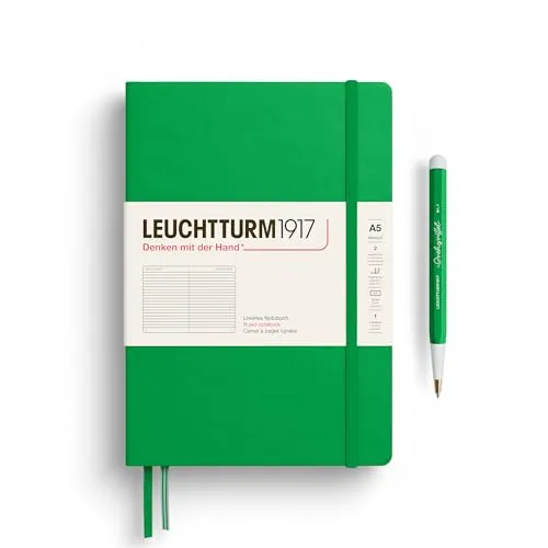 LEUCHTTURM1917 Notizbuch Medium (A5) Hardcover - Liniert mit 251 nummerierten Seiten, ideal für Notizen und kreative Ideen. Perfekt für jeden, der Wert auf Qualität legt.