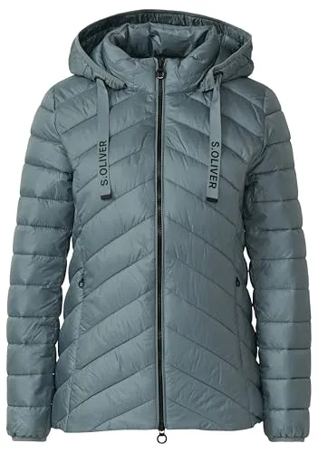 S.OLIVER Damen Outdoorjacke in Grün (Sage) - Funktionsjacke für Damen mit abnehmbarer Kapuze, aus schnell trocknendem Material, ideal für aktive Freizeit und entspannte Abende im Garten.