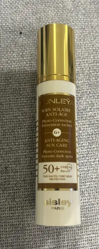 Sisley Sunleya Age Minimizing Sun Care SPF50+ für das Gesicht