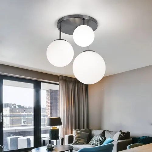 3-flammige Deckenlampe mit Glaskugeln - Set inkl. LED Leuchtmittel - Moderne Deckenleuchte mit drei satinierten Glaskugeln für blendfreies, warmweißes Licht. Ideal für Wohn- und Schlafzimmer, inklusive energieeffizienten LED-Leuchtmitteln.
