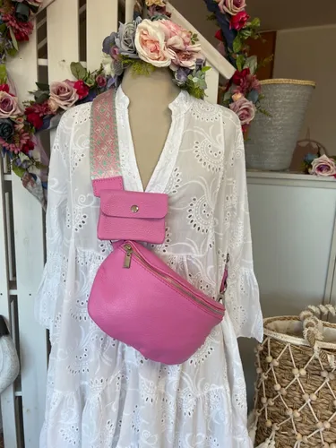 Italy Damen Leder Crossbody Tasche Pink mit Geldbörse und Gurt - Damentaschen, elegante pinke Leder Crossbody Tasche mit abnehmbaren Trägern und passender Geldbörse – der perfekte Begleiter für jeden Anlass!