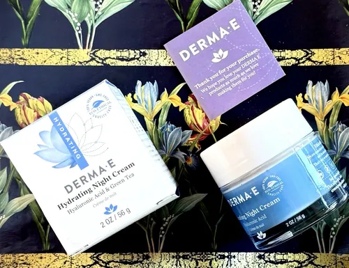 Produktbild Derma E Hydrating Night Cream Hyaluronic Acid & Green Tea 56g