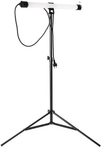 LED Arbeitsleuchte 0310667 - 20W mit 1,2m Stativ - Arbeitsleuchten mit IP65 Schutzart, ideal für den Außenbereich. Bietet helles, neutralweißes Licht und eine praktische 1,5m Zuleitung.