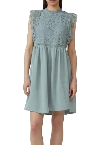 QS Kurzes Kleid mit Spitzenoberteil salbeigrün 44 - Freizeitkleid für Damen mit regulärer Passform, eleganter Spitzenoberteil und Raffung, ideal für besondere Anlässe oder entspannte Tage.
