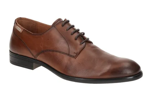 Pikolinos Herren Schnürschuhe aus Leder Bristol in Cuero - Elegante Herren-Schnürschuhe von Pikolinos aus strapazierfähigem Leder. Komfortable, gepolsterte Innensohle und ergonomisches Design für den ganzen Tag – ideal für Büro und Freizeit.