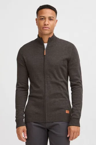 Blend Strickjacke BHNorman – Bequeme Feinstrick-Jacke mit Stehkragen - Entdecke die Blend Strickjacke BHNorman! Diese vielseitige Herrenjacke aus feinem Feinstrick bietet hohen Tragekomfort und ein zeitloses Design. Ideal für jeden Anlass, lässt sie sich perfekt kombinieren.