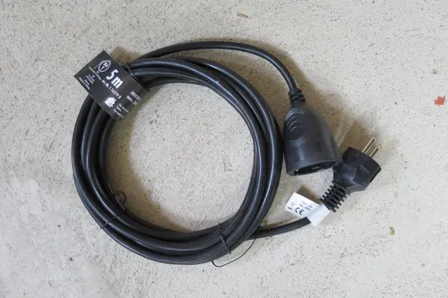 Brennenstuhl BAT Kunststoff-Verlängerung mit Schutzkontakt-Stecker, 5Meter