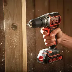 Black & Decker Bohrschrauber BL186KBQW mit 2 Akkus - Akkuschrauber mit Ladegerät und praktischem Koffer, ideal für handwerkliche Projekte und DIY-Arbeiten.