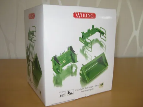 WIKING 1:32 077383 Frontlader Werkzeuge Set A in grün - Landwirtschaftsfahrzeuge, enthält hochwertiges Zubehör für realistische Modelle im Maßstab 1:32, ideal für Sammler und Modellbau-Enthusiasten.