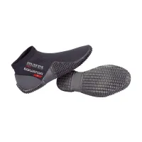 Mares Equator Boot Füßling 2mm - Füßlinge für Wassersport, mit 2mm Neopren für optimalen Komfort und Wärme, ideal für Strand und Wasseraktivitäten.