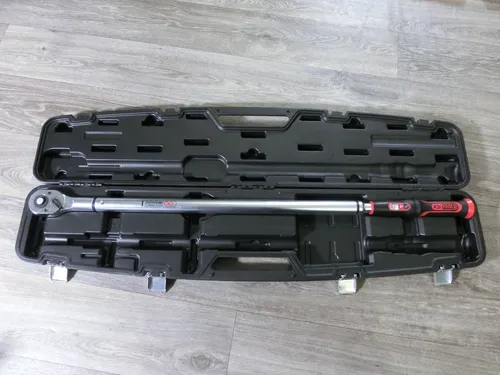 Ratsche KS-Tools 516.9090 3/4'' INFINITOOL - Schraubenschlüssel mit präziser Drehmomentanzeige, ideal für professionelle Anwendungen und sicheres Arbeiten.