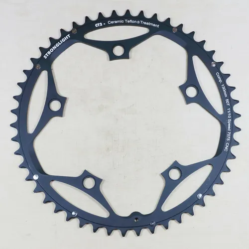 STRONGLIGHT KETTENBLATT 50 ZÄHNE CT2 für Shimano - Hochwertiges Kettenblatt mit 50 Zähnen und 130 mm Lochkreis, ideal für Straßenrennradfahrer, sorgt für präzise Schaltvorgänge und optimale Leistung.